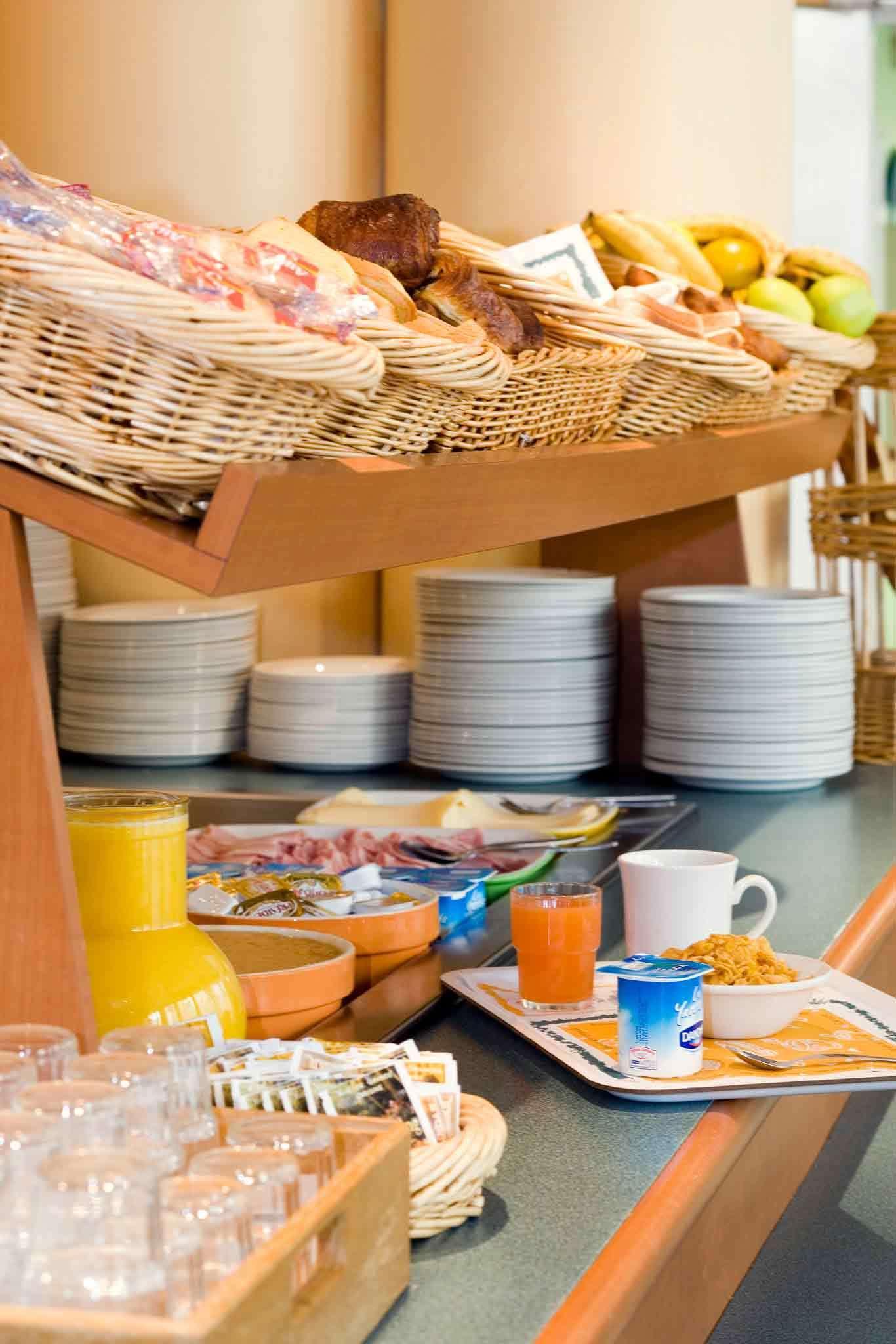 Ibis Paris Gare Du Nord Chateau Landon 10Eme Екстер'єр фото
