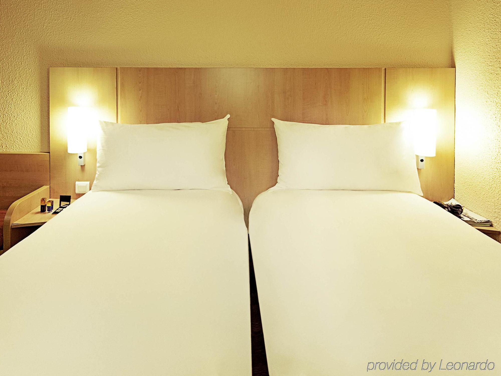 Ibis Paris Gare Du Nord Chateau Landon 10Eme Екстер'єр фото